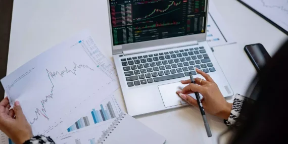 Corporate Default Rates Signal Credit Market Weakness