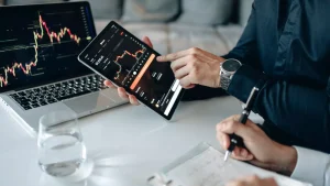 Interest Rate Cycles and What They Mean for Investors
