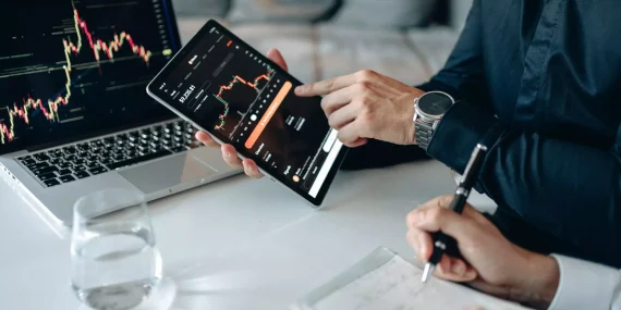 Interest Rate Cycles and What They Mean for Investors